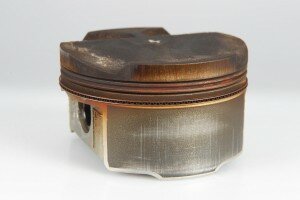 Pistons and cylinders show minimal run marks. The few minor scratches can be safely disregarded; these parts can withstand further use without replacement. Credit: Bilski