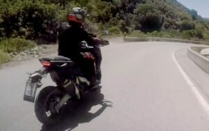 Honda X-ADV teaser 2_4